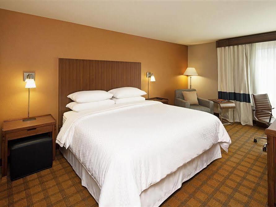 Four Points By Sheraton Downtown Seattle Center Exterior photo